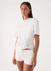 Anora Tee