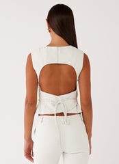 Cyra Wrap Top