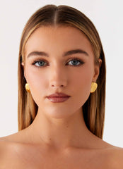 Define Earrings