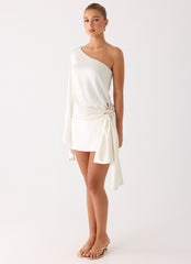 Statement Hour One Shoulder Top