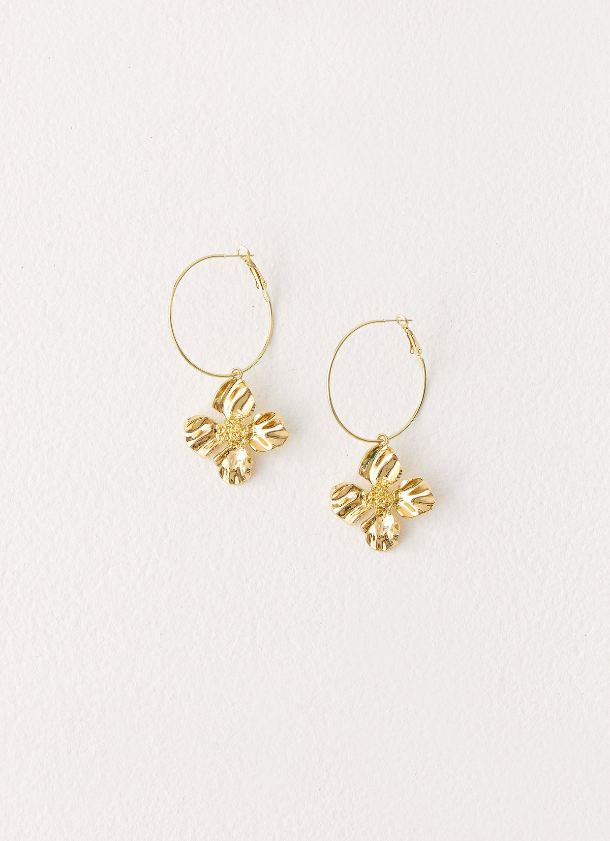 Aulora Flower Earrings