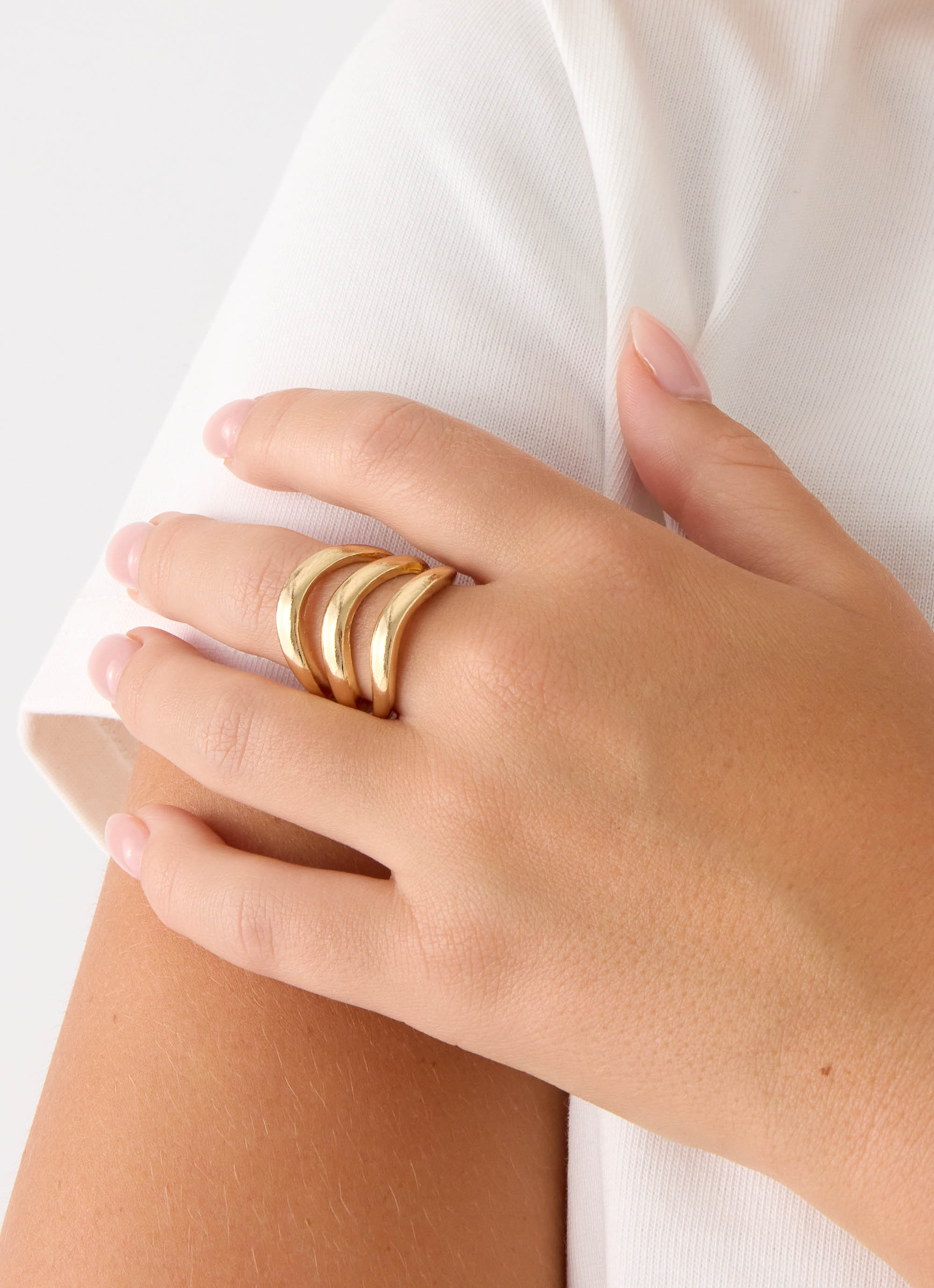 Edgewise Ring