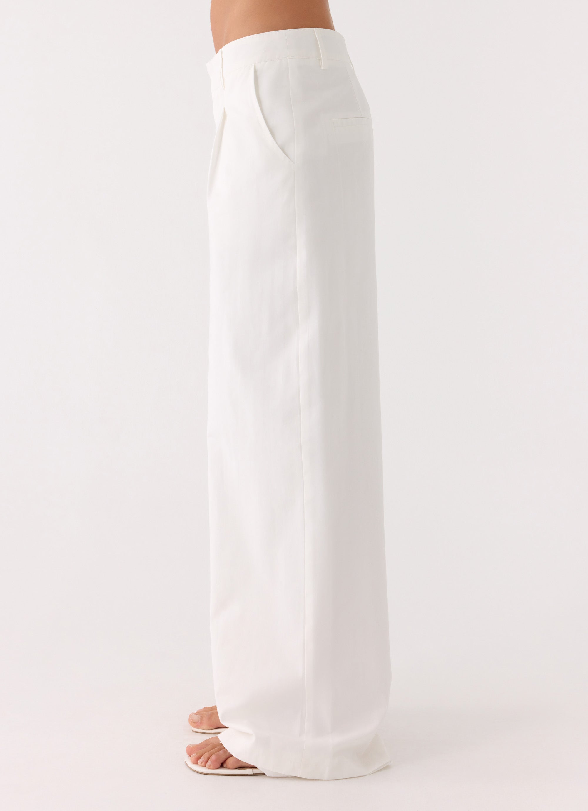 Emilia Pant