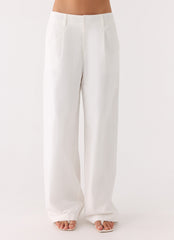 Emilia Pant