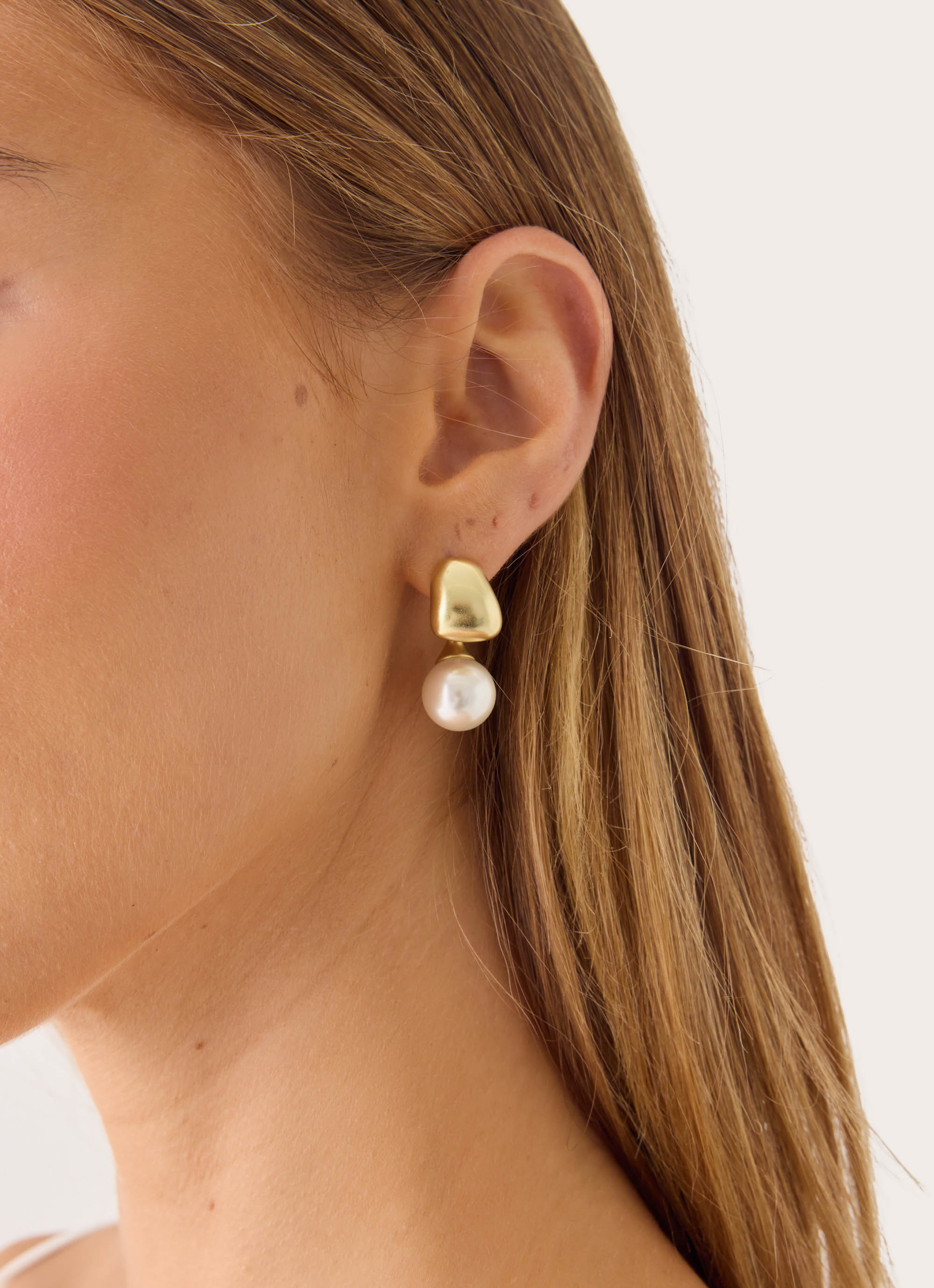 Golden Muse Earrings