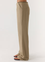 Josephina Pant