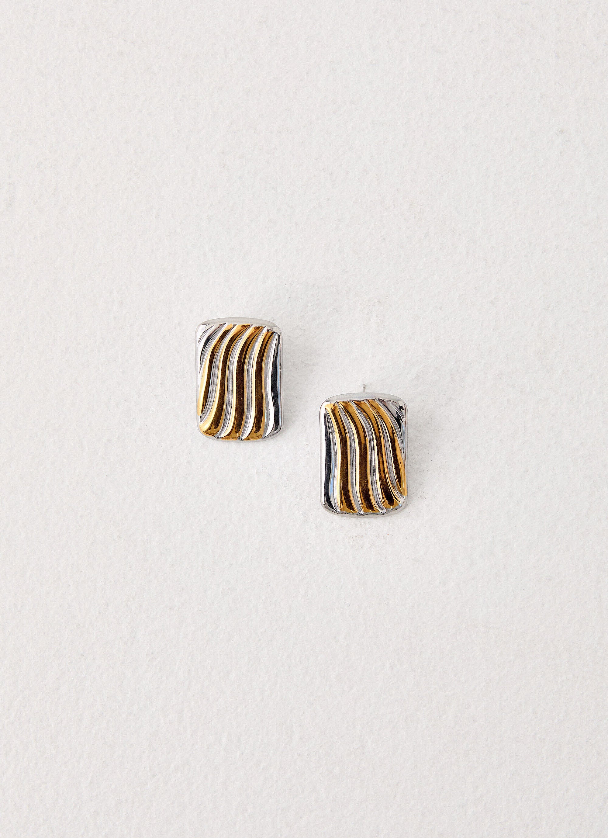Rouge Spark Earrings