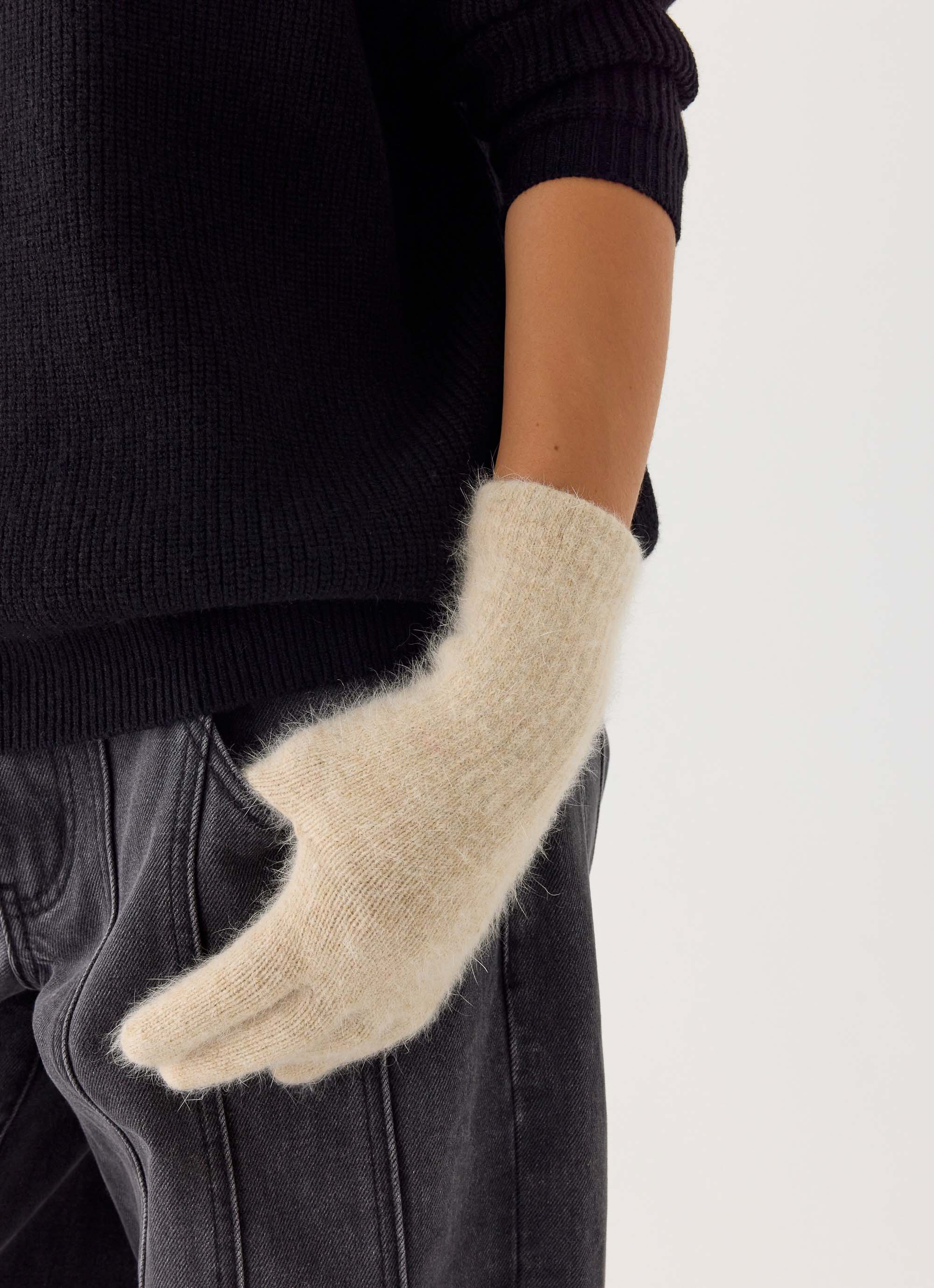 Stormy Weather Knit Gloves