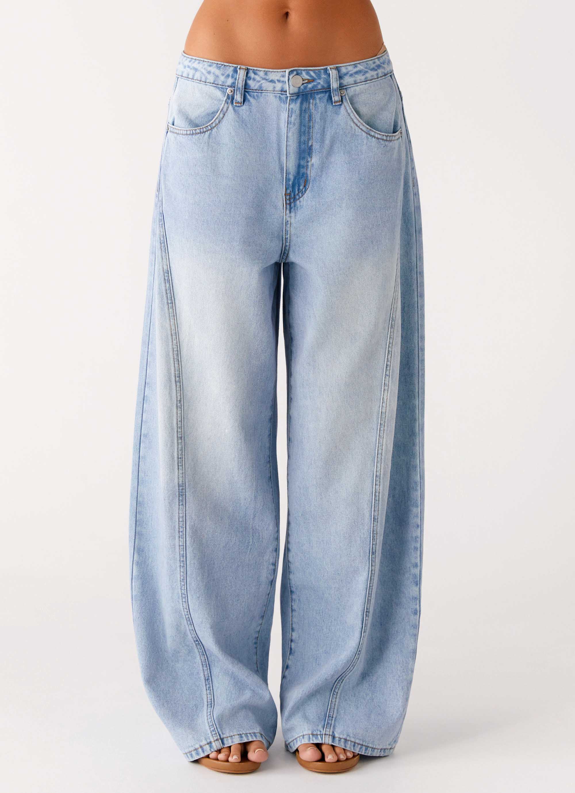Timeless Wide Leg Jeans